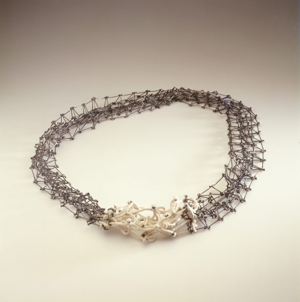 1995 silver, cotton, 5x5x110cm