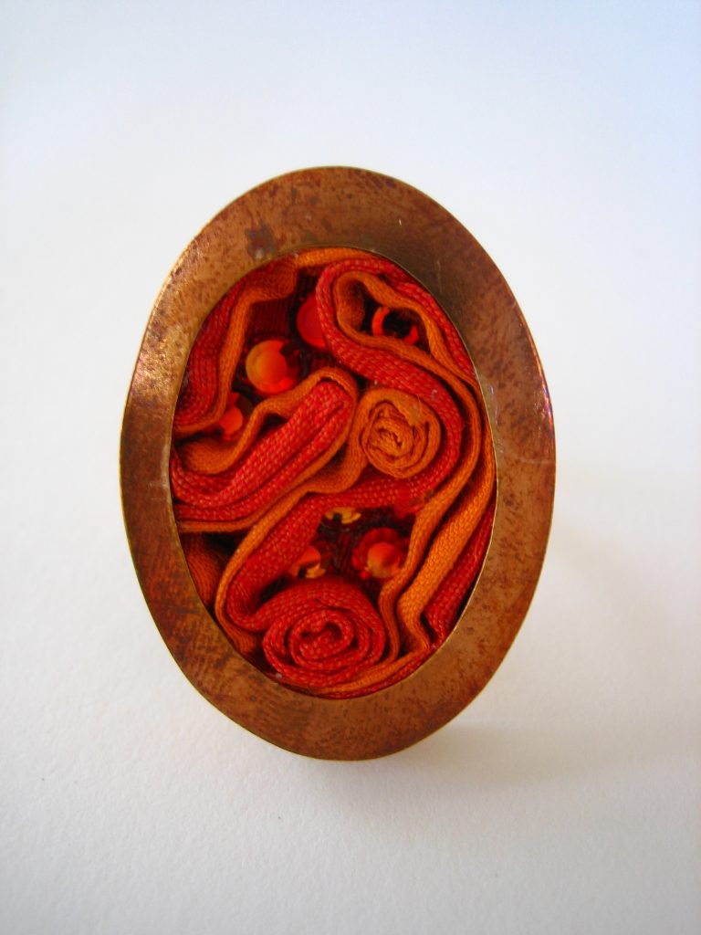 2005 ring with 'Queens coral', copper, silk, swarovsky, 2x3cm