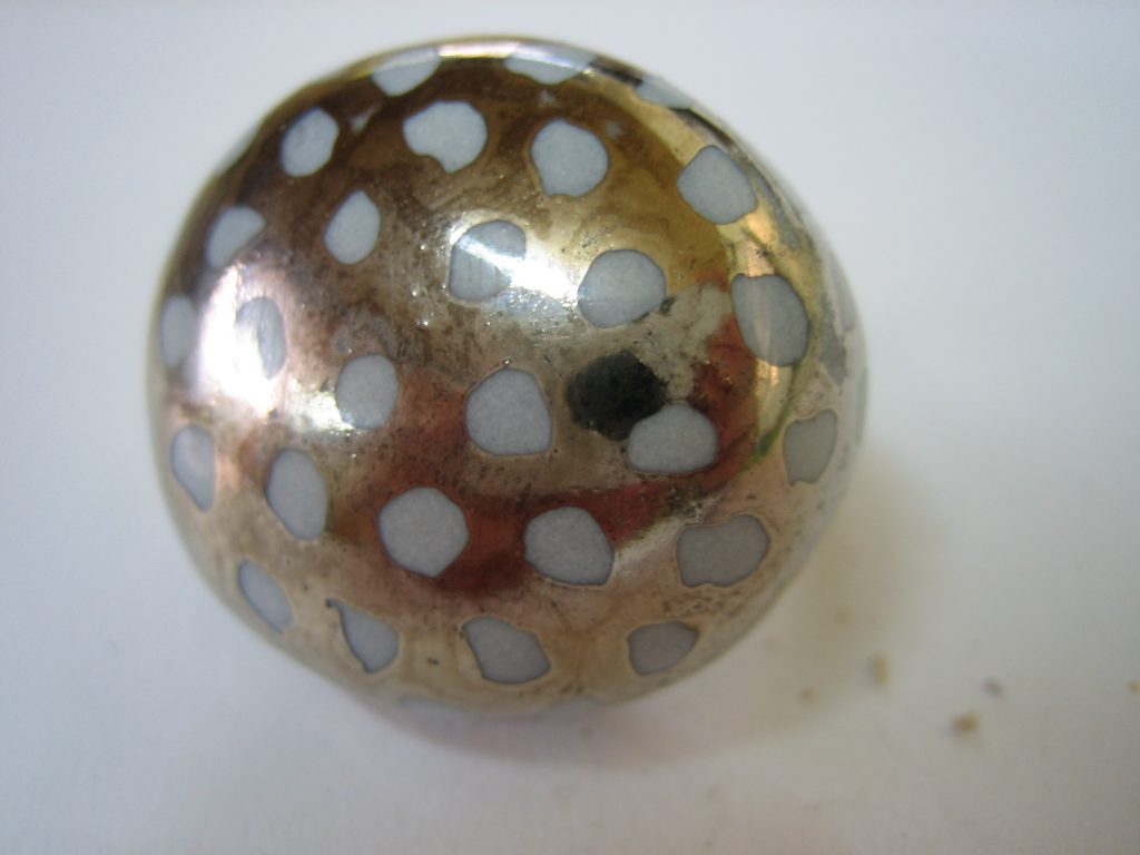 2006 porcelain, luster, silver,o 2,5cm