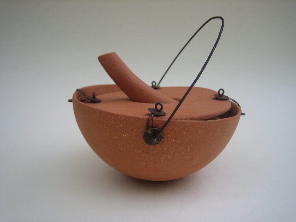 2008 'Isn't a teapot', earthenware, iron wire, h12x o10,5cm