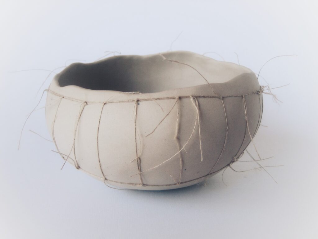2008 stoneware, flax, h10xw19cm-01