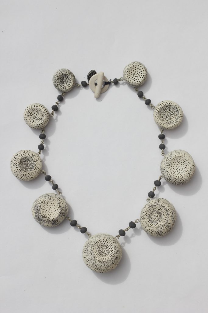 2021 porcelain, silver, o 19cm