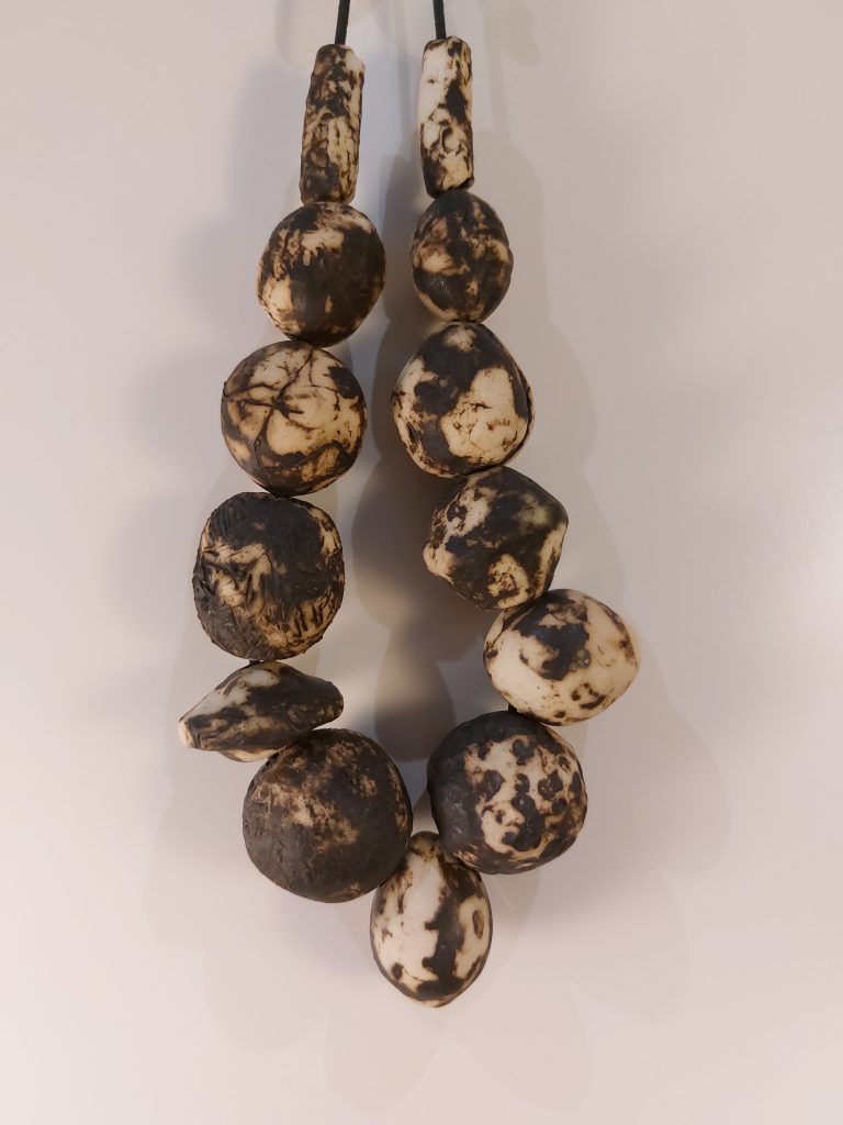 2021 stoneware, hemp, o 16cm